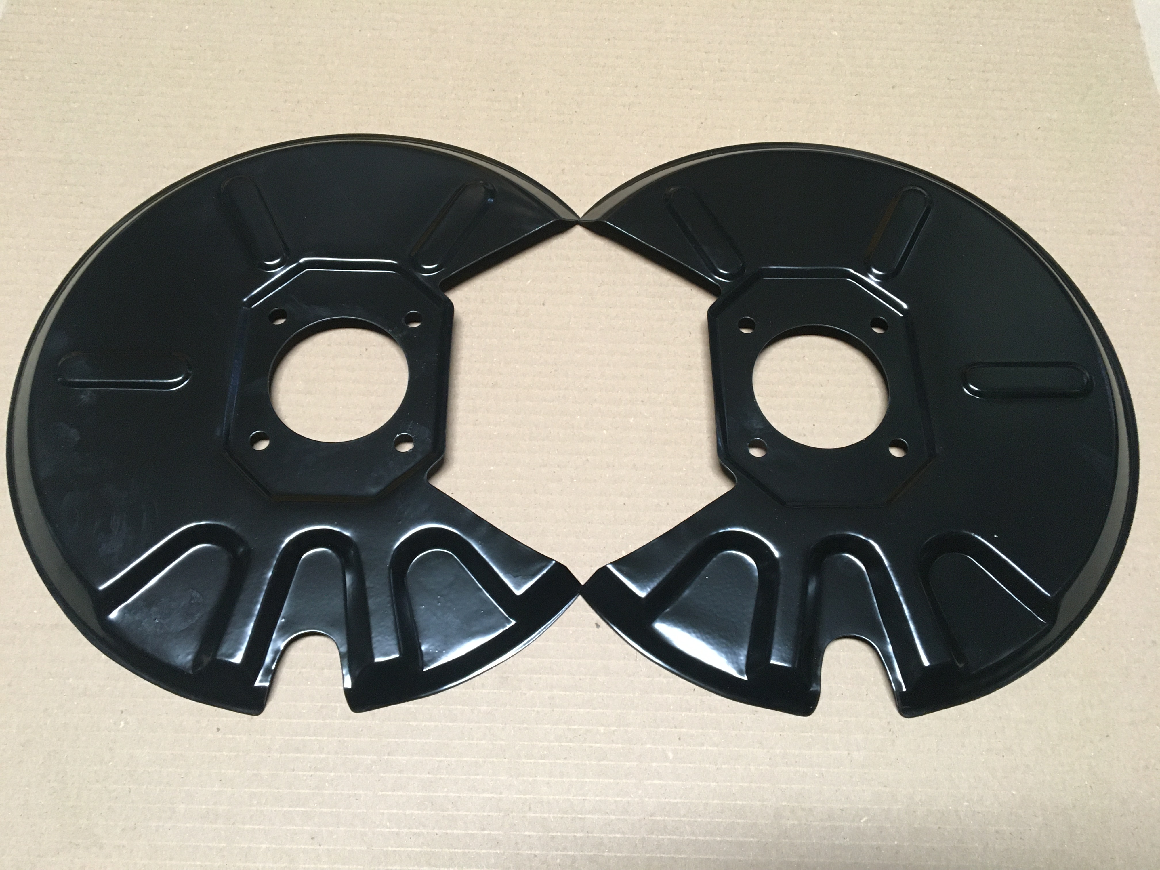 Plech brzdového kotúča Škoda 120 predný ľavý