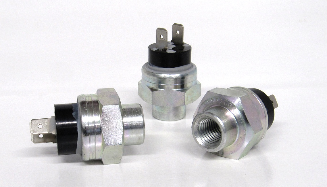 Brzdový spínač Liaz 50-70 kPa CZ